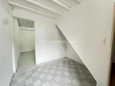 Apartaestudio en arriendo en El Carmen, Manizales · foto 4 de 9