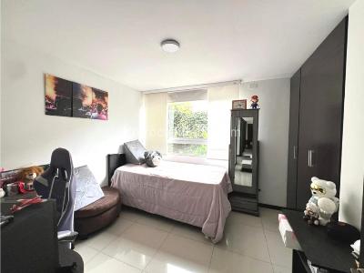 Apartamento en venta en Colseguros, Manizales · foto 10 de 13