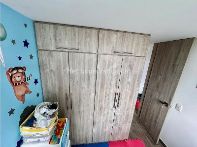 Apartamento en venta en Niza, Manizales · foto 8 de 18