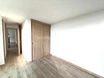 Apartamento en venta en Chipre, Manizales · foto 3 de 15