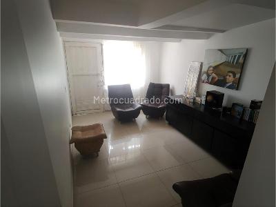 Casa de 4 alcobas en venta en Bosques De La Enea, Manizales, 156 m² · foto 4 de 20