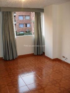 Apartamento de 3 alcobas en venta en Cedritos, Bogotá, 92 m² · foto 9 de 17