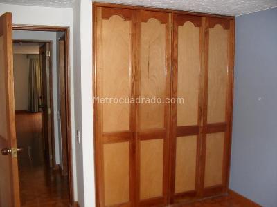 Apartamento de 3 alcobas en venta en Cedritos, Bogotá, 92 m² · foto 12 de 17