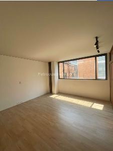 Apartamento de 2 alcobas en arriendo en Chico Norte, Bogotá, 99 m² · foto 3 de 8
