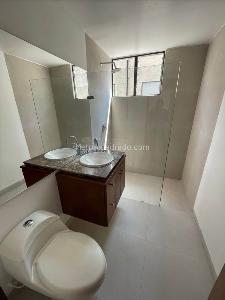 Apartamento de 2 alcobas en arriendo en Chico Norte, Bogotá, 99 m² · foto 7 de 8