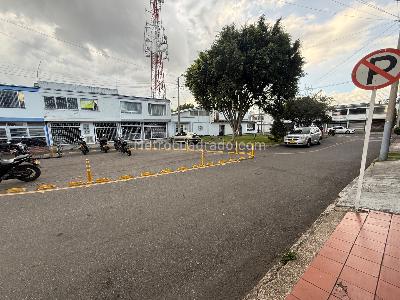 Casa de 4 alcobas en venta en El Polo, Bogotá, 220 m² · foto 5 de 7