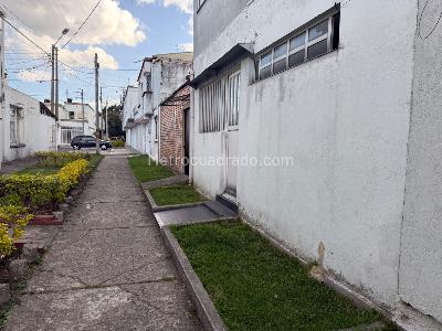 Casa de 4 alcobas en venta en El Polo, Bogotá, 220 m² · foto 4 de 7
