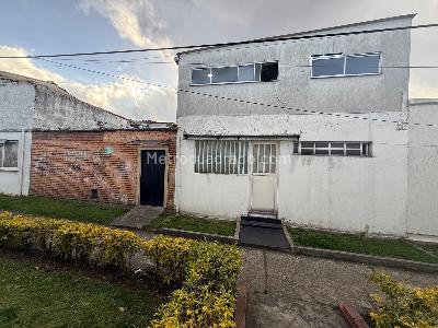 Casa de 4 alcobas en venta en El Polo, Bogotá, 220 m² · foto 7 de 7