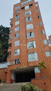 Apartamento de 3 alcobas en venta en Poblado San Lucas, Medellín, 108 m² · foto 2 de 20