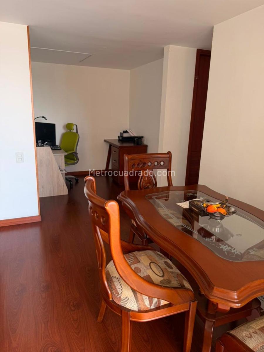 Apartamento de 3 habitaciones en venta en Los Portales del Norte, Bogotá — imagen 1 de 7