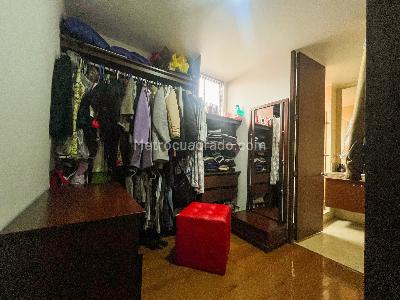 Apartamento de 3 alcobas en venta en Mazuren Colina, Bogotá, 150 m² · foto 5 de 19