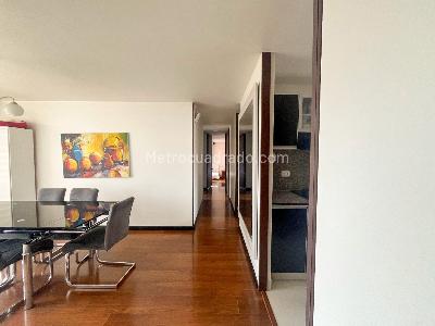 Apartamento de 3 alcobas en venta en Mazuren Colina, Bogotá, 150 m² · foto 11 de 19