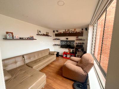 Apartamento de 3 alcobas en venta en Mazuren Colina, Bogotá, 150 m² · foto 14 de 19