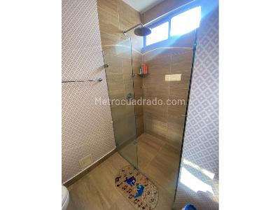 Apartamento de 4 alcobas en venta en Bavaria, Santa Marta, 224 m² · foto 7 de 14