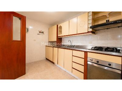 Apartamento en venta en Los Alcazares, Santa Marta · foto 7 de 8
