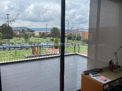 Casa de 3 alcobas en venta en Badalona, Cajicá, 284 m² · foto 15 de 20
