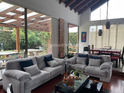 Casa de 3 alcobas en venta en Badalona, Cajicá, 284 m² · foto 6 de 20
