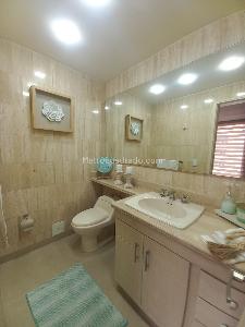 Apartamento de 3 alcobas en venta en Chico Norte Iii, Bogotá, 230 m² · foto 8 de 18