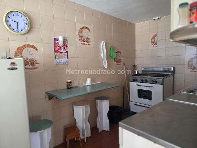 Casa de 5 alcobas en venta en Suramerica, Bogotá, 369 m² · foto 9 de 18