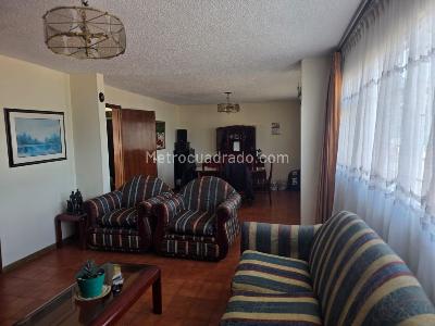 Casa de 5 alcobas en venta en Suramerica, Bogotá, 369 m² · foto 12 de 18
