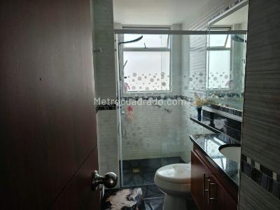 Apartamento de 3 alcobas en venta en Cedro Bolivar, Bogotá, 87 m² · foto 14 de 20