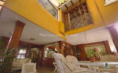 Casa de 4 alcobas en venta en Rodadero, Santa Marta, 264 m² · foto 3 de 14
