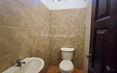 Casa de 5 alcobas en venta en San Pedro, Santa Marta, 328 m² · foto 6 de 11