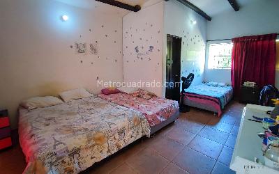 Casa de 5 alcobas en venta en San Pedro, Santa Marta, 328 m² · foto 7 de 11