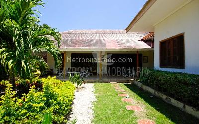 Casa de 5 alcobas en arriendo en El Prado, Santa Marta, 1600 m² · foto 15 de 20
