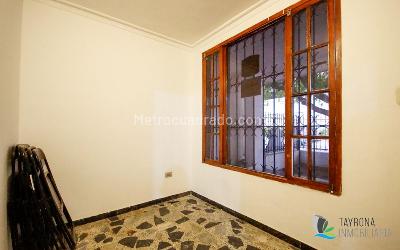 Casa de 5 alcobas en venta en Riascos, Santa Marta, 426 m² · foto 2 de 14