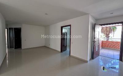 Apartamento de 3 alcobas en venta en Conjunto Residencial Palma De Mallorca, Barranquilla, 127 m² · foto 3 de 11