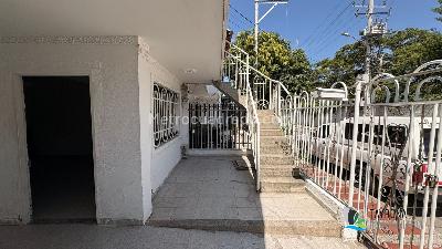 Casa en venta en Los Alcazares, Santa Marta · foto 2 de 18