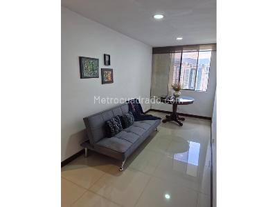 Apartamento de 3 alcobas en venta en Poblado Loma De San Julian, Medellín, 88 m² · foto 7 de 14
