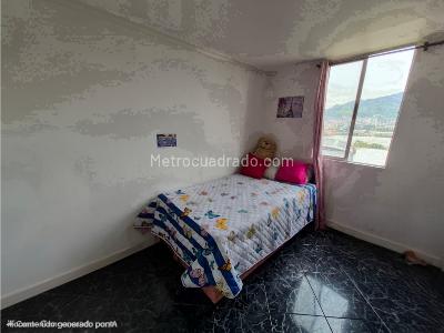 Apartamento de 3 alcobas en venta en Envigado Sector Primavera, Envigado, 60 m² · foto 3 de 8