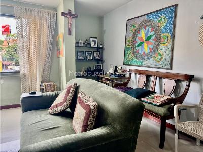 Apartamento de 3 alcobas en venta en Laureles, Medellín, 161 m² · foto 9 de 20