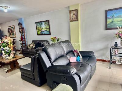 Apartamento de 3 alcobas en venta en Laureles, Medellín, 161 m² · foto 10 de 20