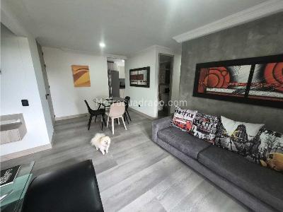 Apartamento de 3 alcobas en venta en El Poblado El Tesoro, Medellín, 75 m² · foto 11 de 13