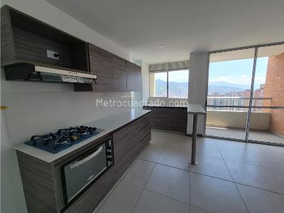 Apartamento de 3 alcobas en venta en Sabaneta Asdesillas, Sabaneta, 76 m² · foto 3 de 16