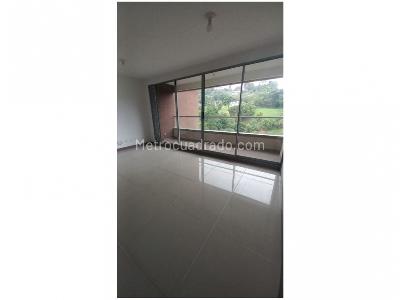 Apartamento de 3 alcobas en venta en El Chingui, Envigado, 86 m² · foto 2 de 20