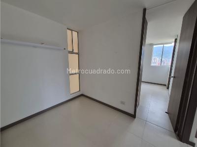 Apartamento de 3 alcobas en venta en Asdesillas, Sabaneta, 77 m² · foto 5 de 15