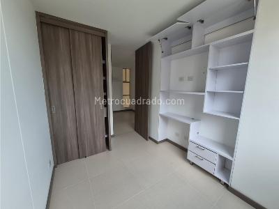 Apartamento de 3 alcobas en venta en Asdesillas, Sabaneta, 77 m² · foto 6 de 15