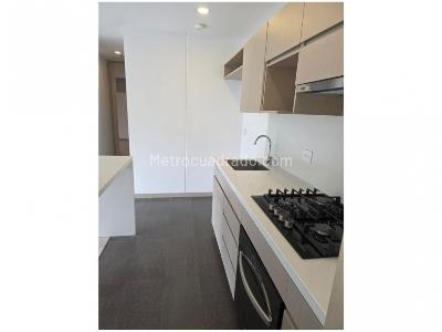 Apartamento de 2 alcobas en venta en Altos Del Poblado, Medellín, 78 m² · foto 4 de 10