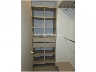 Apartamento de 2 alcobas en venta en Altos Del Poblado, Medellín, 78 m² · foto 8 de 10