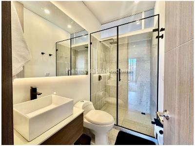 Apartamento de 1 alcoba en venta en Loma De Los Parra El Poblado, Medellín, 107 m² · foto 14 de 20