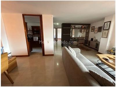 Apartamento de 3 alcobas en venta en La Frontera El Poblado, Medellín, 156 m² · foto 2 de 20