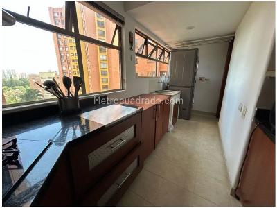 Apartamento de 3 alcobas en venta en La Frontera El Poblado, Medellín, 156 m² · foto 9 de 20