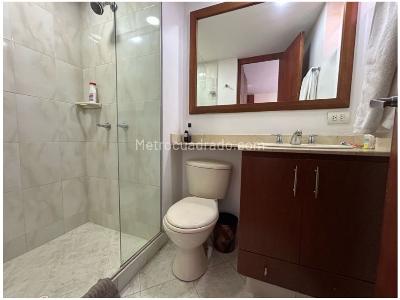 Apartamento de 3 alcobas en venta en La Frontera El Poblado, Medellín, 156 m² · foto 14 de 20