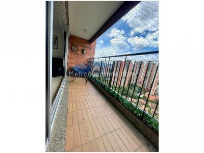 Apartamento de 3 alcobas en venta en Cañaveralejo, Sabaneta, 72 m² · foto 3 de 19