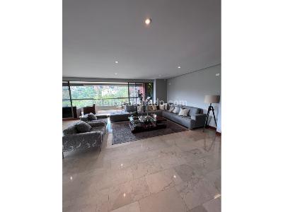 Apartamento de 3 alcobas en venta en Poblado Las Lomas I, Medellín, 320 m² · foto 4 de 19