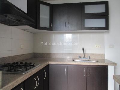 Apartamento en venta en Rio Frio, Floridablanca · foto 3 de 18